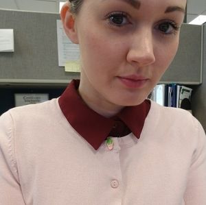 Meet your Posher, Dana